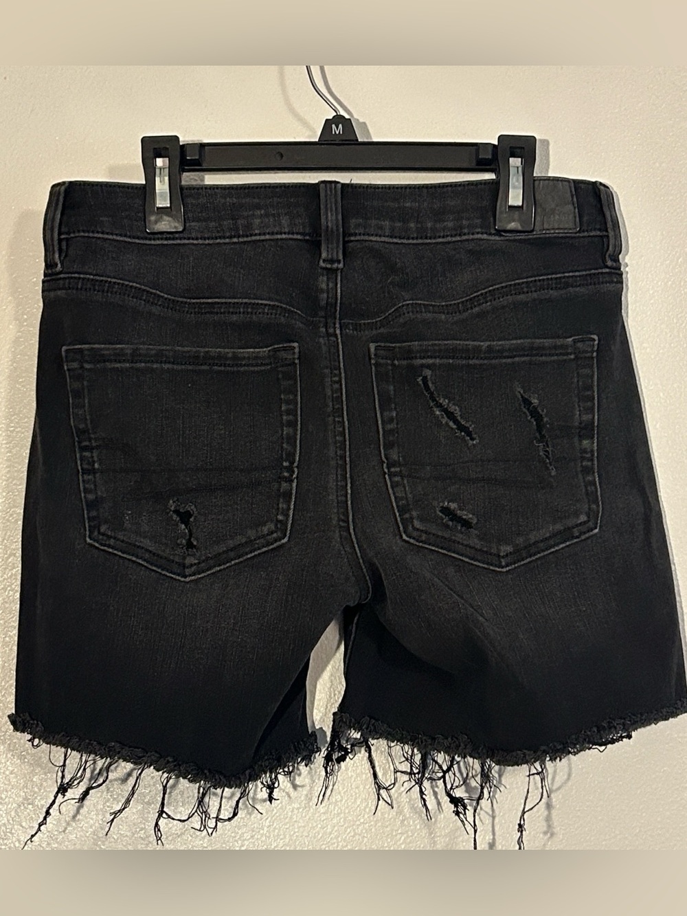 AEO Black Distressed Denim Shorts - Picture 2 of 9